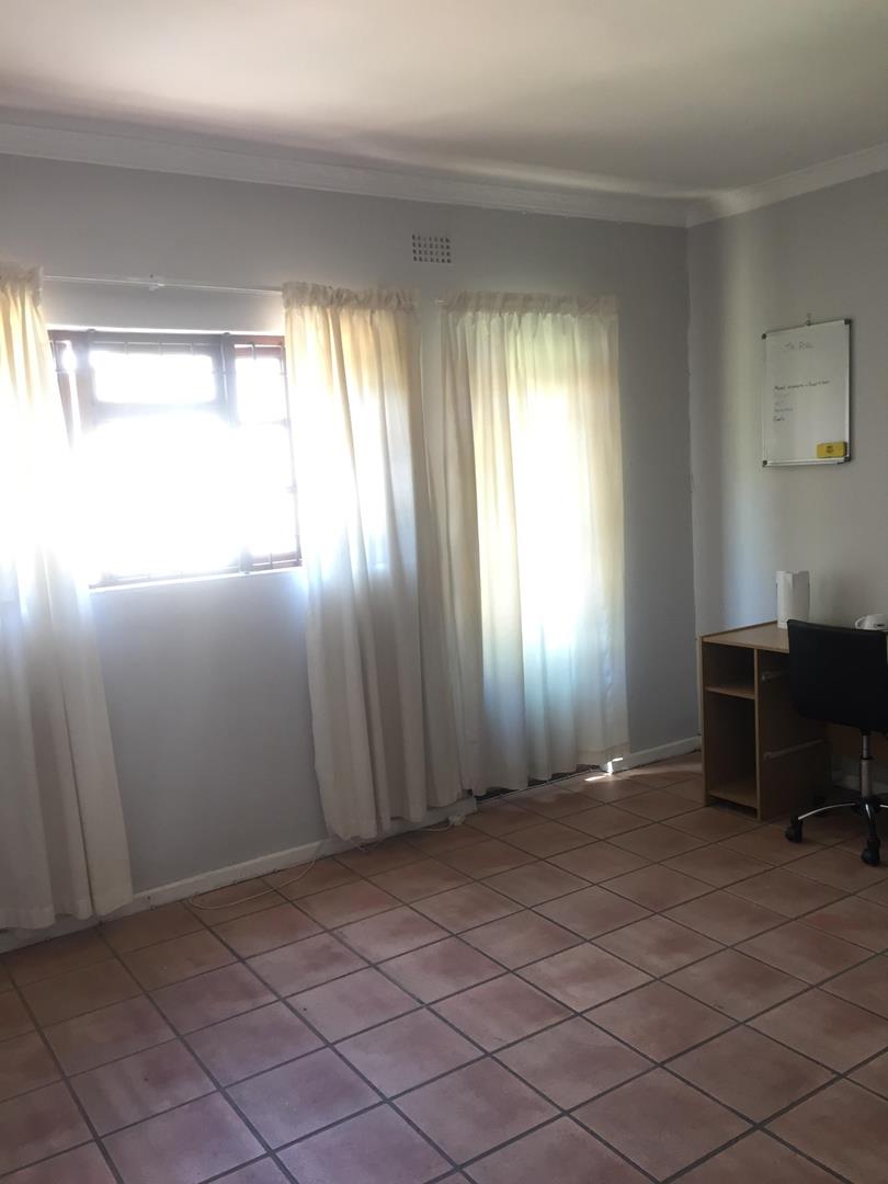 To Let 1 Bedroom Property for Rent in Rondebosch Western Cape